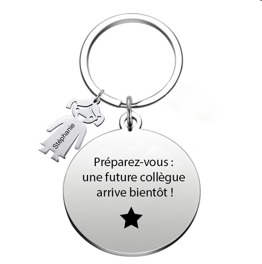 Le Porte-Clef "Préparez-vous : une future collègue arrive bientôt !"