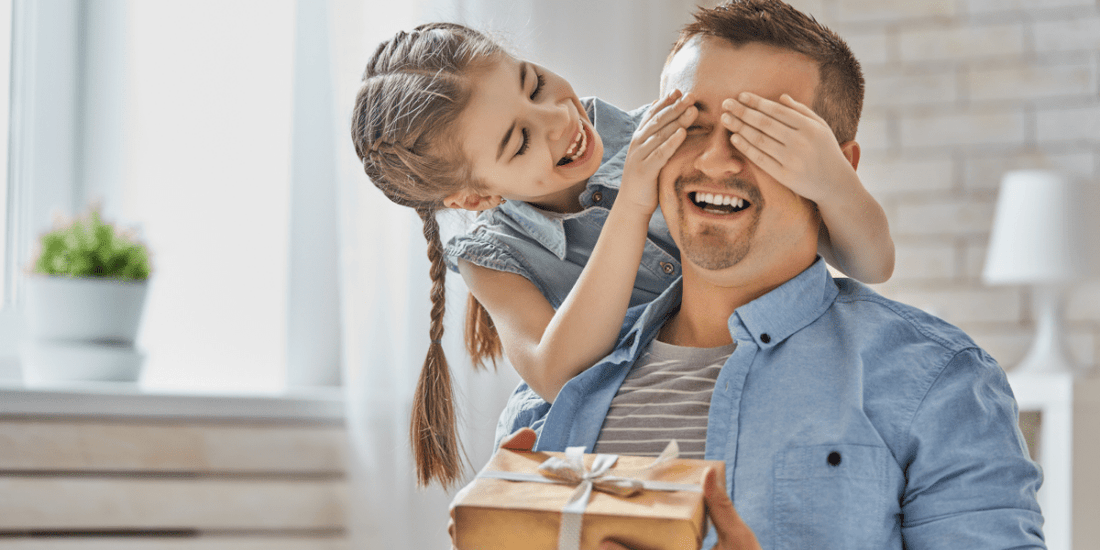 Mot Anniversaire Papa : 15 Textes Touchants à Offrir