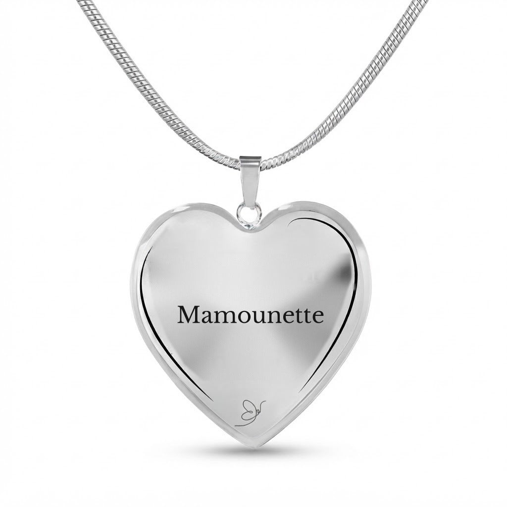 Collier cœur gravé Mamounette sur fond blanc - Les Bijoux de Marilou