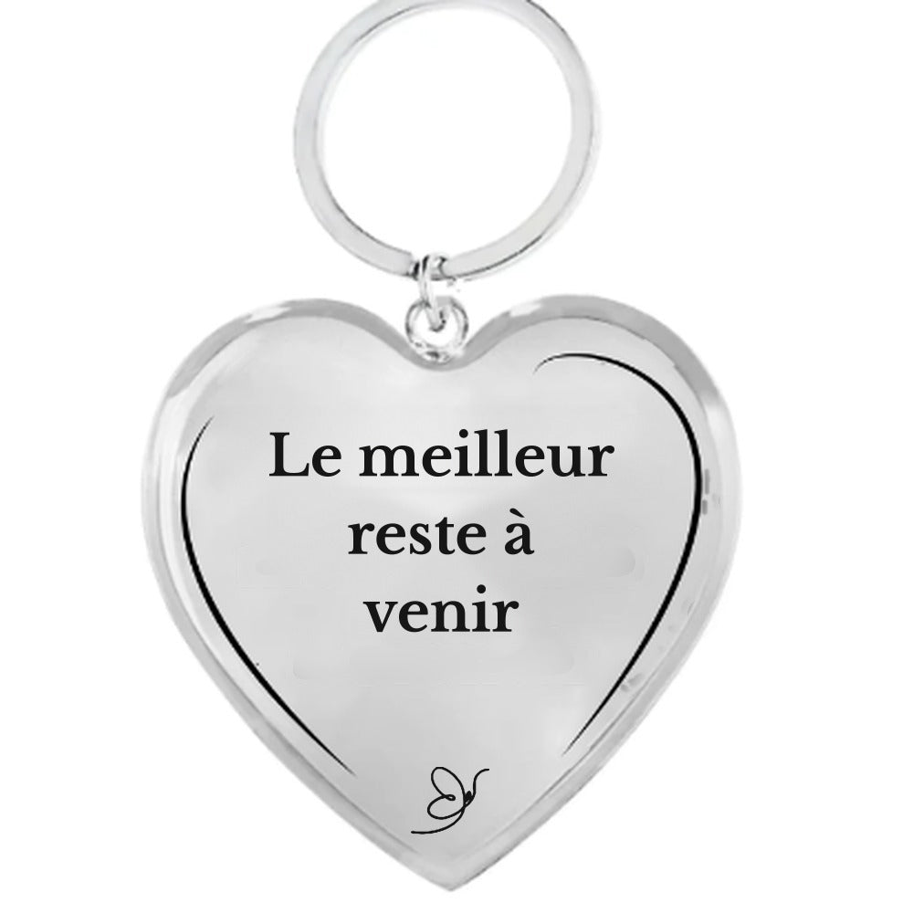 Porte-clé cœur gravé Le meilleur reste à venir sur fond blanc - Les Bijoux de Marilou