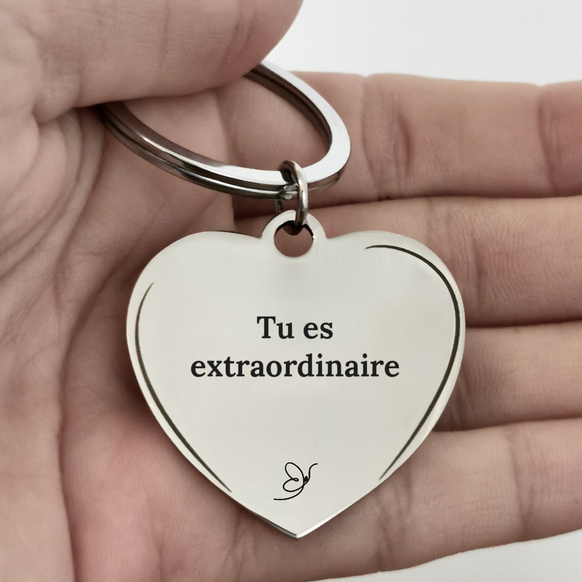 Porte-Clé Cœur gravé Tu es extraordinaire dans la paume - Les Bijoux de Marilou