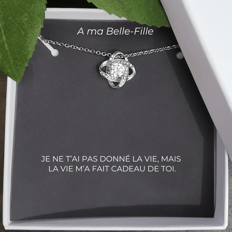 Collier belle-fille pendentif nœud trèfle serti de zircons sur carte A ma Belle-Fille en écrin
