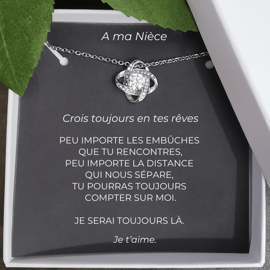 Collier trèfle nièce pendentif zircons, carte gravée A ma Nièce crois toujours en tes rêves
