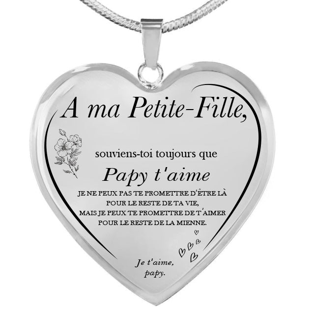 Vue détaillée de la gravure du collier Cœur A ma Petite-Fille - version De Papy