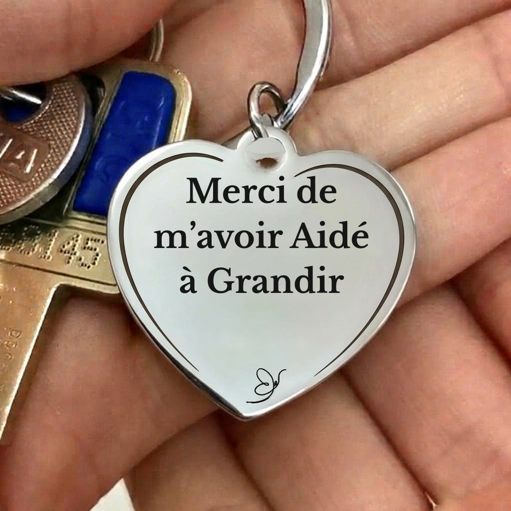 Porte-Clé Cœur gravé Merci de m'avoir Aidé à Grandir tenu avec des clés - Les Bijoux de Marilou