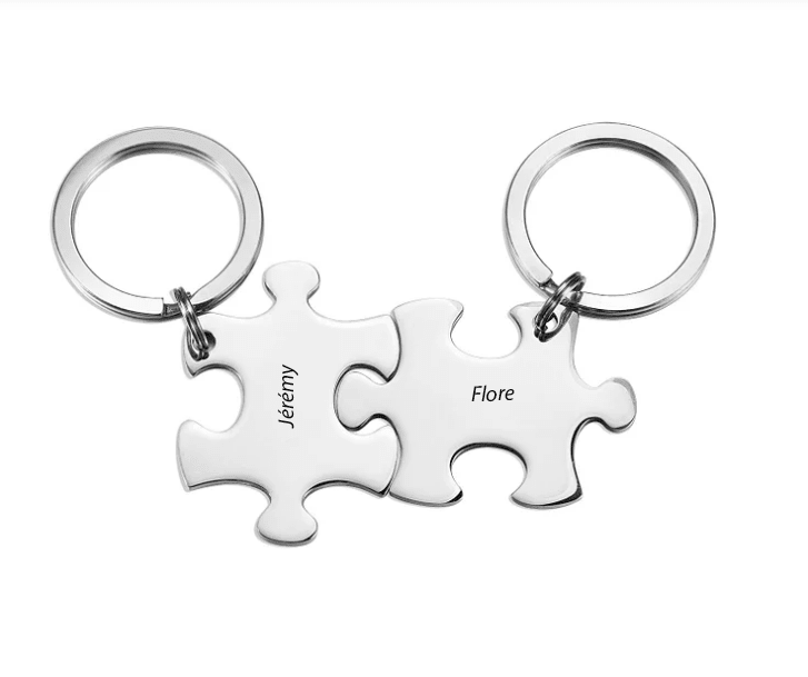 Duo de porte-clefs puzzle en acier poli, pièces emboîtées gravées aux prénoms de votre choix - Les Bijoux de Marilou