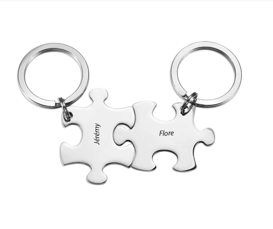 Duo de porte-clefs puzzle en acier poli, pièces emboîtées gravées des prénoms Jérémy et Flore