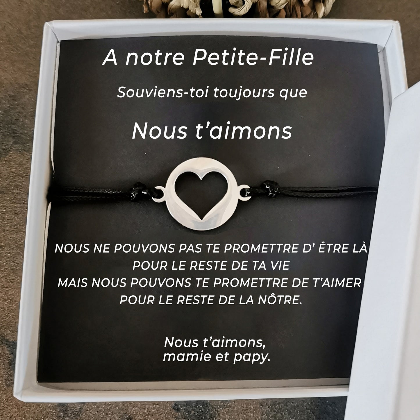 Le bracelet Coeur Ouvert + la carte "A ma petite-fille"